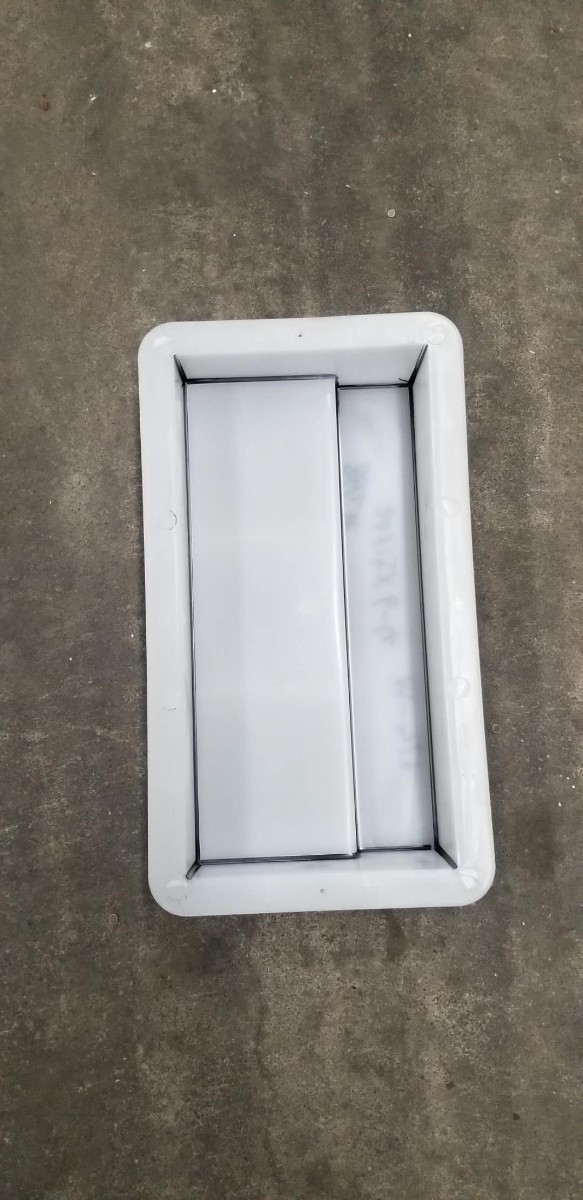 長沙塑料模具：可分為塑膠模具及非塑膠模具